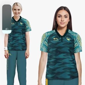 Raygun costume size medium